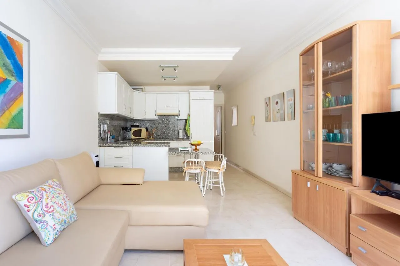 Apartment El Faro 팔름-마르